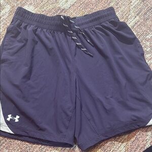 Under Armour Men's purple Athletic Shorts size M